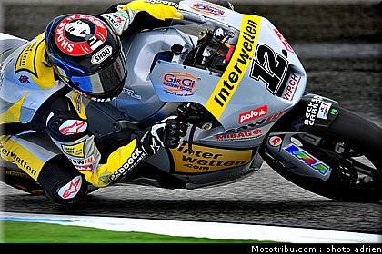 moto2_2011_luthi_4_portugal_estoril.JPG
