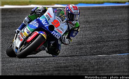 moto2_2011_noyes_08_portugal_estoril.JPG