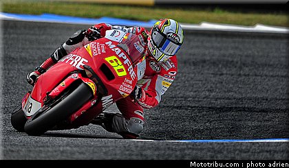moto2_2011_simon_4_portugal_estoril.JPG