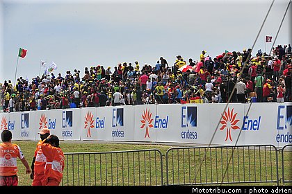motogp_2011_059_portugal_estoril.JPG