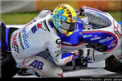 motogp_2011_abraham_5_portugal_estoril.JPG