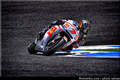 motogp_2011_aoyama_02_portugal_estoril.JPG