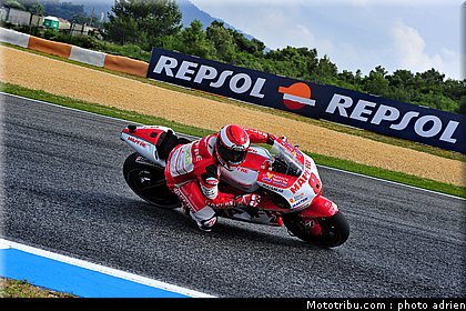 motogp_2011_barbera_02_portugal_estoril.JPG
