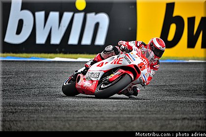 motogp_2011_barbera_10_portugal_estoril.JPG