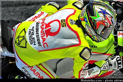 motogp_2011_capirossi_04_portugal_estoril.JPG