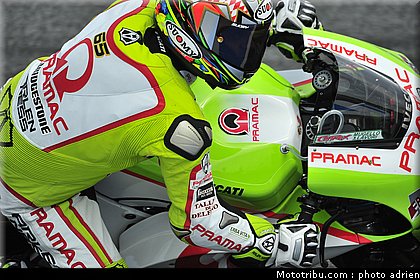 motogp_2011_capirossi_05_portugal_estoril.JPG