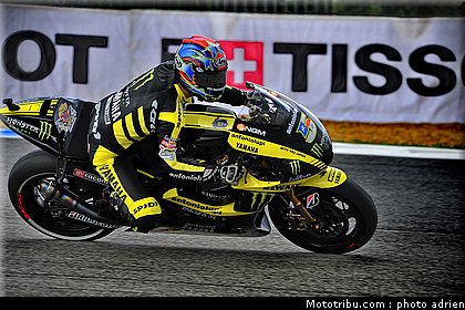 motogp_2011_edwards_14_portugal_estoril.JPG
