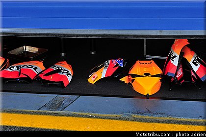 motogp_2011_paddock_portugal_estoril_004.JPG