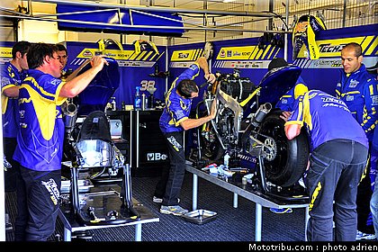 motogp_2011_paddock_portugal_estoril_007.JPG