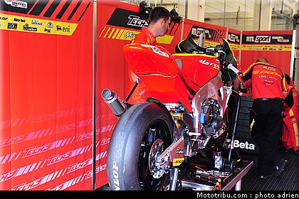 motogp_2011_paddock_portugal_estoril_008.JPG