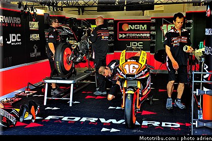 motogp_2011_paddock_portugal_estoril_010.JPG