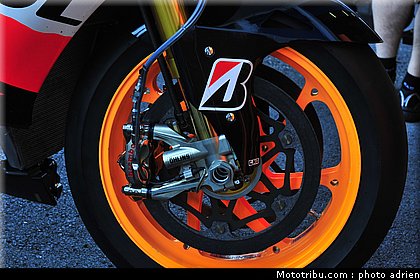 motogp_2011_paddock_portugal_estoril_024.JPG