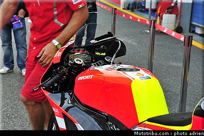 motogp_2011_paddock_portugal_estoril_036.JPG