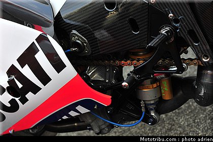 motogp_2011_paddock_portugal_estoril_041.JPG