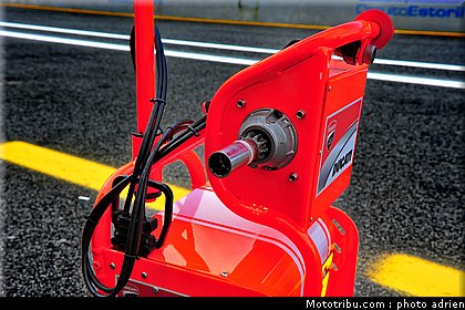 motogp_2011_paddock_portugal_estoril_054.JPG