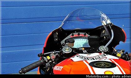 motogp_2011_paddock_portugal_estoril_071.JPG