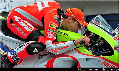 motogp_2011_paddock_portugal_estoril_081.JPG