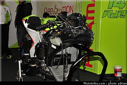 motogp_2011_paddock_portugal_estoril_085.JPG