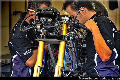 motogp_2011_paddock_portugal_estoril_098.JPG