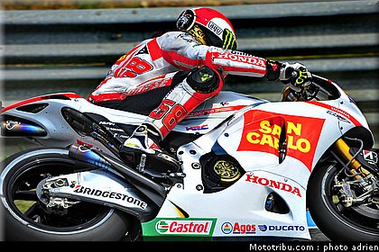 motogp_2011_simoncelli_06_portugal_estoril.JPG