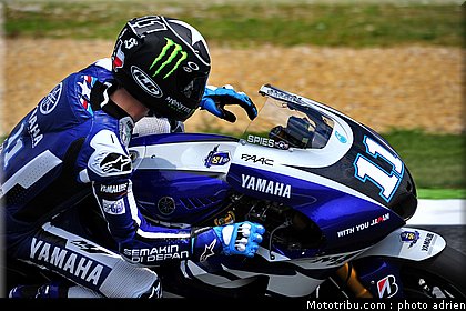 motogp_2011_spies_05_portugal_estoril.JPG
