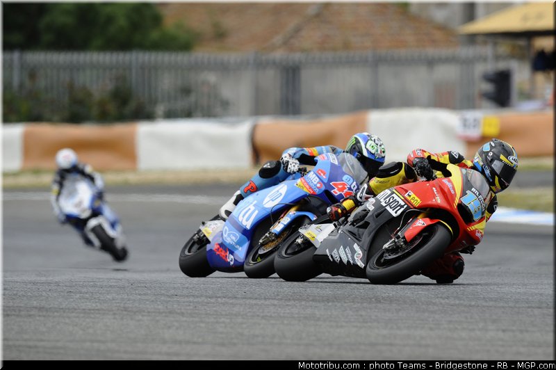 moto2_027_portugal_2011_estoril