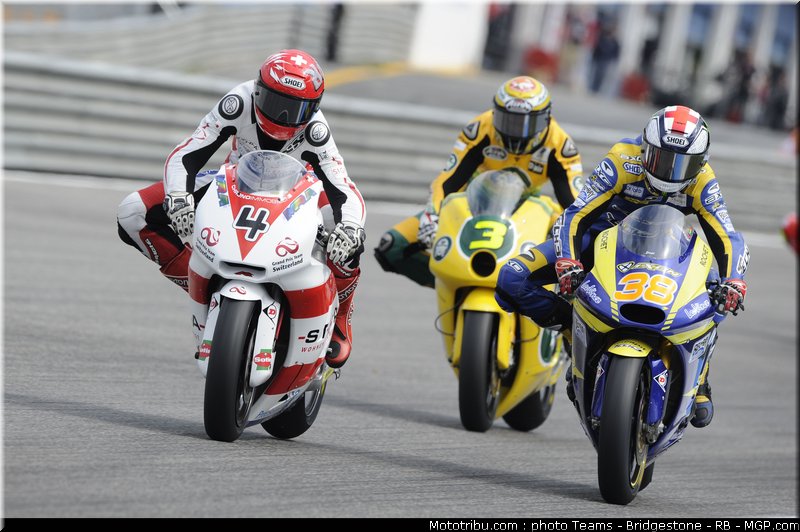 moto2_031_portugal_2011_estoril