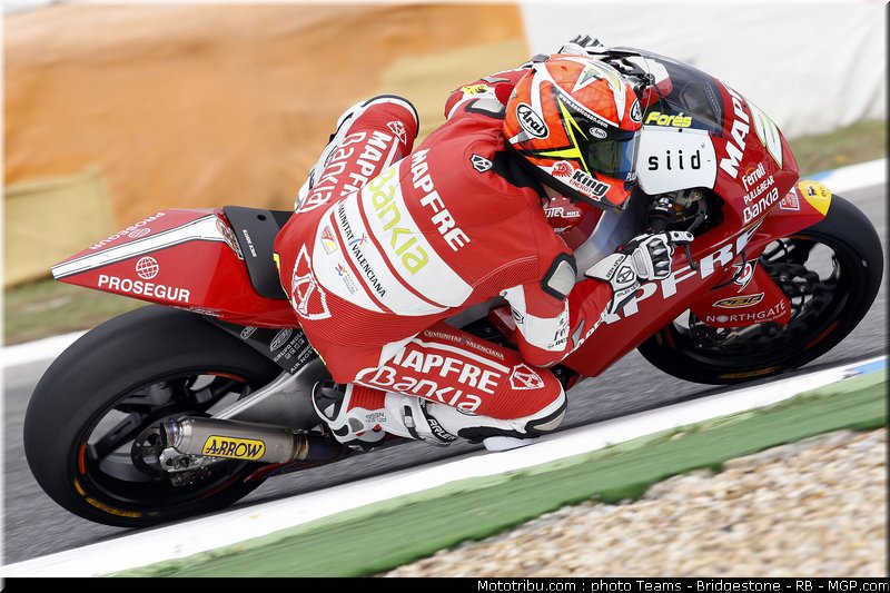 moto2_fores_2_portugal_2011_estoril