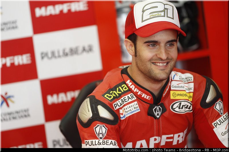 moto2_fores_3_portugal_2011_estoril