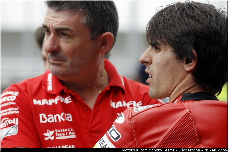 moto2_simon_3_portugal_2011_estoril
