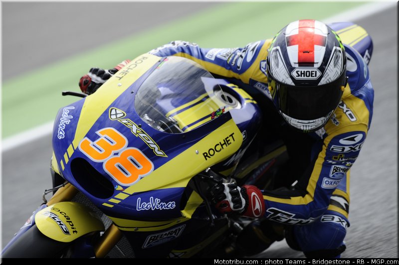 moto2_smith_13_portugal_2011_estoril