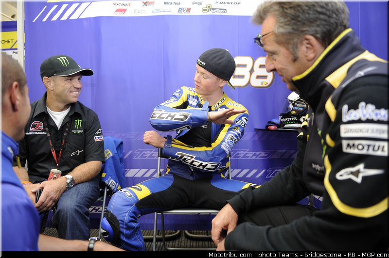 moto2_smith_16_portugal_2011_estoril