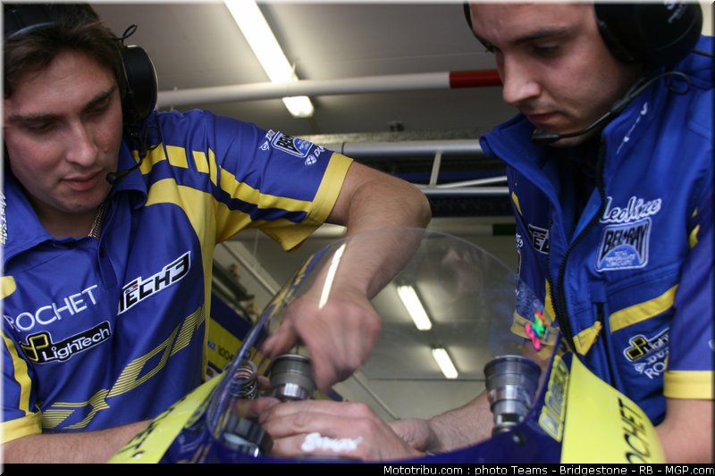 moto2_smith_20_portugal_2011_estoril