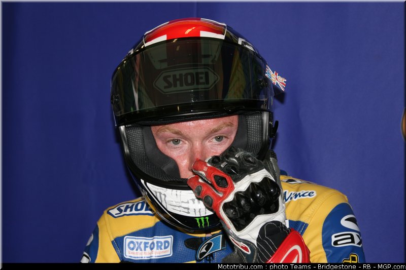moto2_smith_21_portugal_2011_estoril