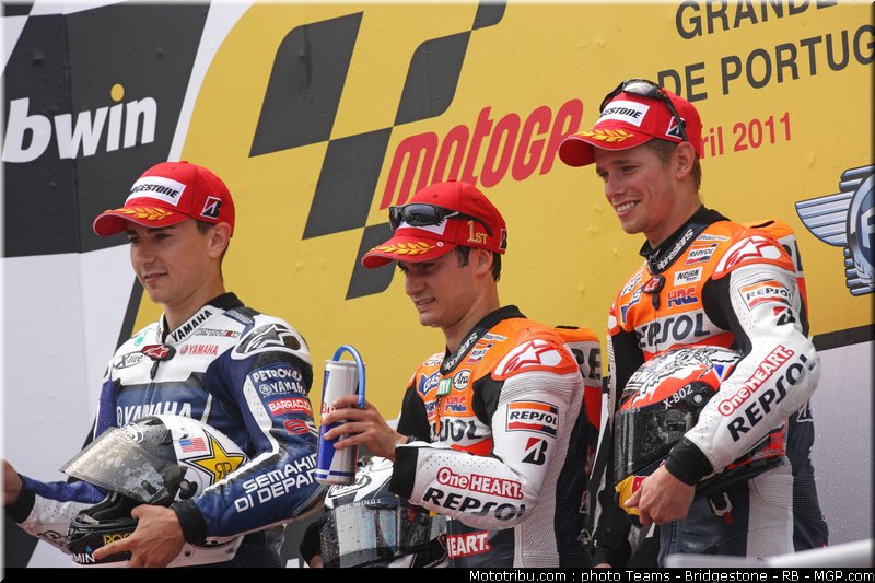 motogp_017_portugal_2011_estoril