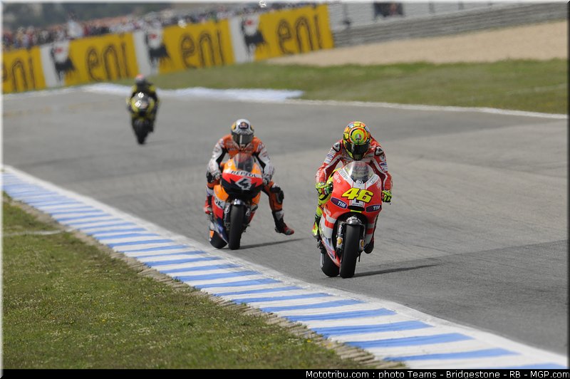 motogp_065_portugal_2011_estoril