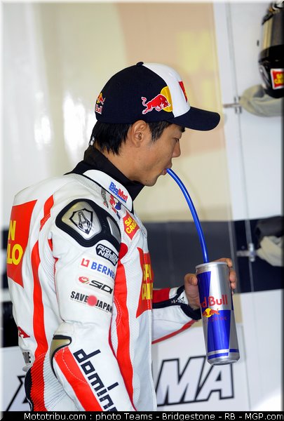 motogp_aoyama_11_portugal_2011_estoril