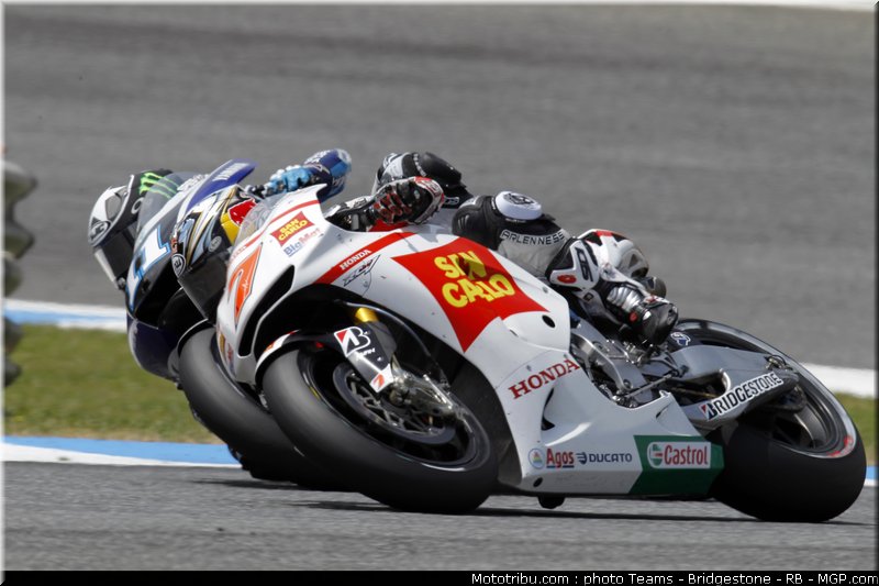 motogp_aoyama_26_portugal_2011_estoril