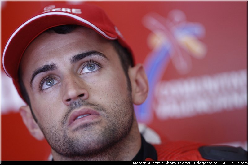 motogp_barbera_03_portugal_2011_estoril