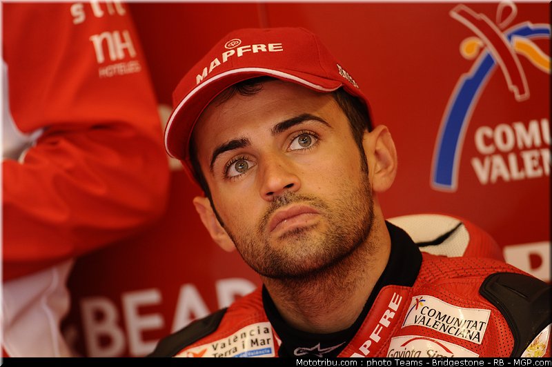 motogp_barbera_21_portugal_2011_estoril
