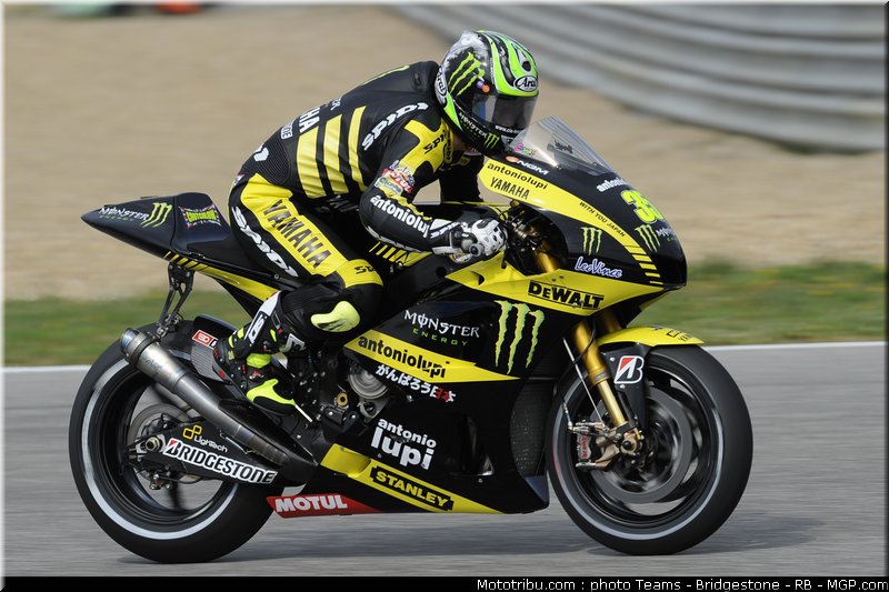motogp_crutchlow_02_portugal_2011_estoril