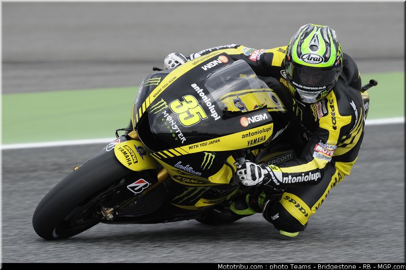 motogp_crutchlow_03_portugal_2011_estoril
