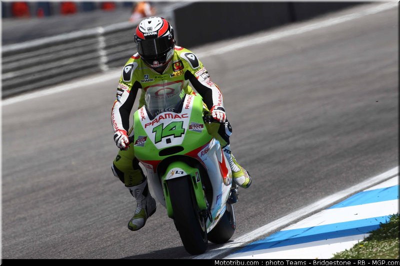 motogp_depuniet_03_portugal_2011_estoril