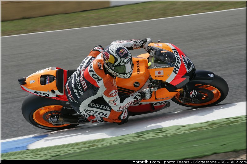 motogp_dovizioso_04_portugal_2011_estoril