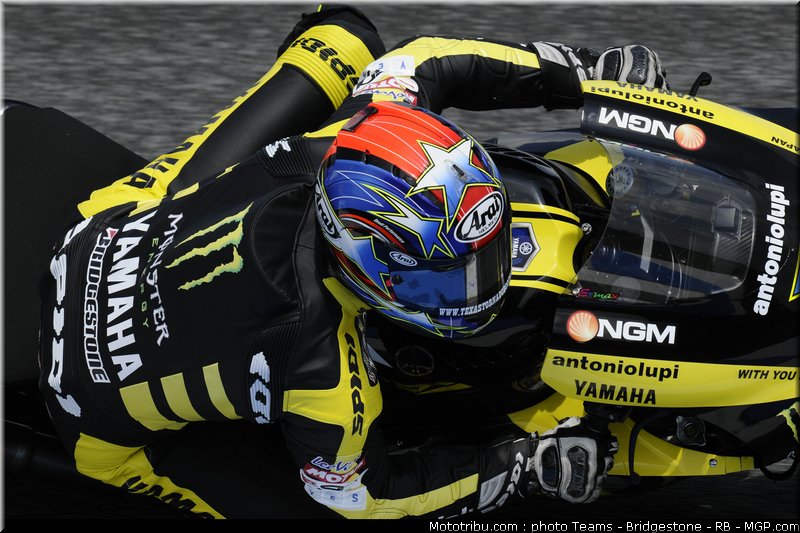 motogp_edwards_21_portugal_2011_estoril