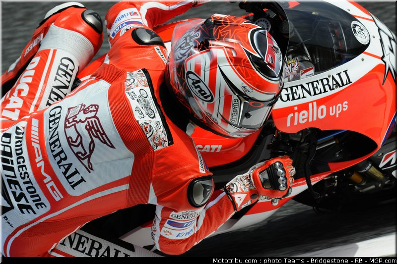 motogp_hayden_02_portugal_2011_estoril
