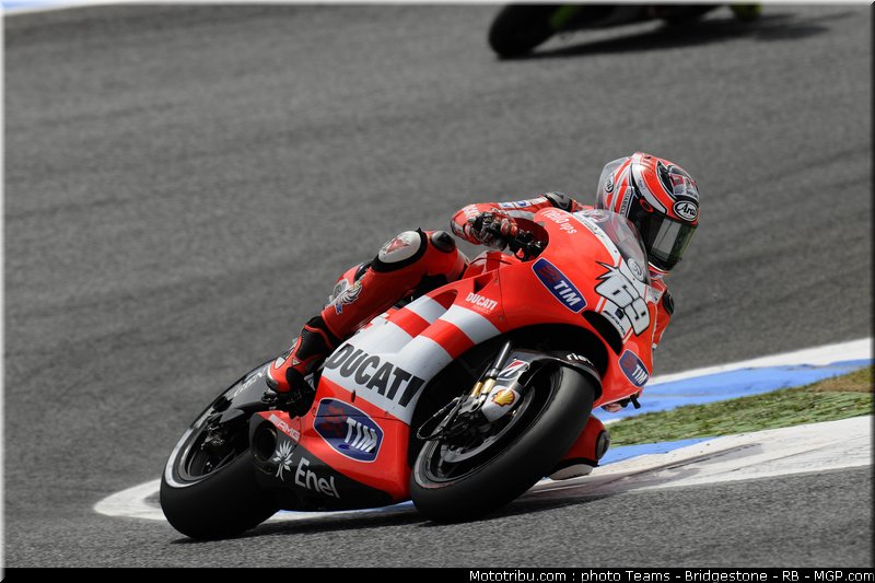 motogp_hayden_03_portugal_2011_estoril