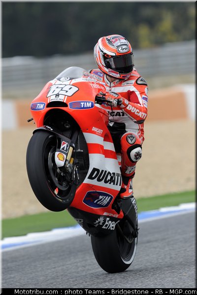 motogp_hayden_09_portugal_2011_estoril