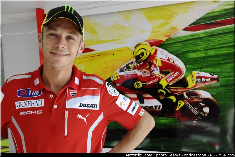 motogp_rossi_09_portugal_2011_estoril