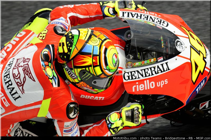 motogp_rossi_13_portugal_2011_estoril